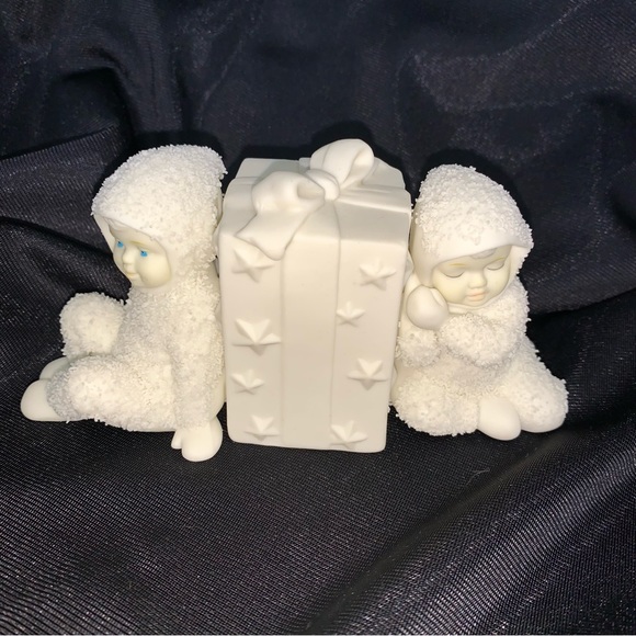 SnowBabies by Department 56 - Picture 8 of 11